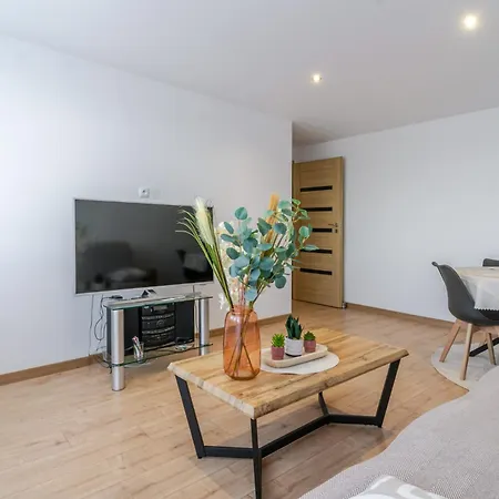 Park Slaski Snug By Bookinghost شقة *