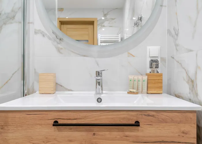 Park Slaski Snug By Bookinghost Appartement *