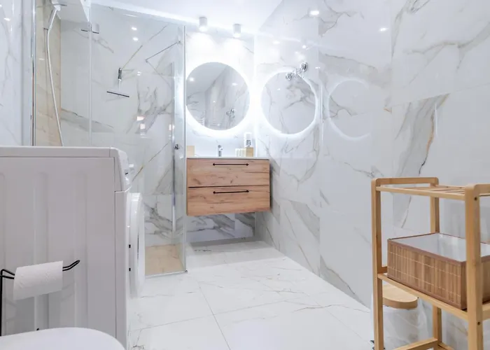 Park Slaski Snug By Bookinghost Appartement